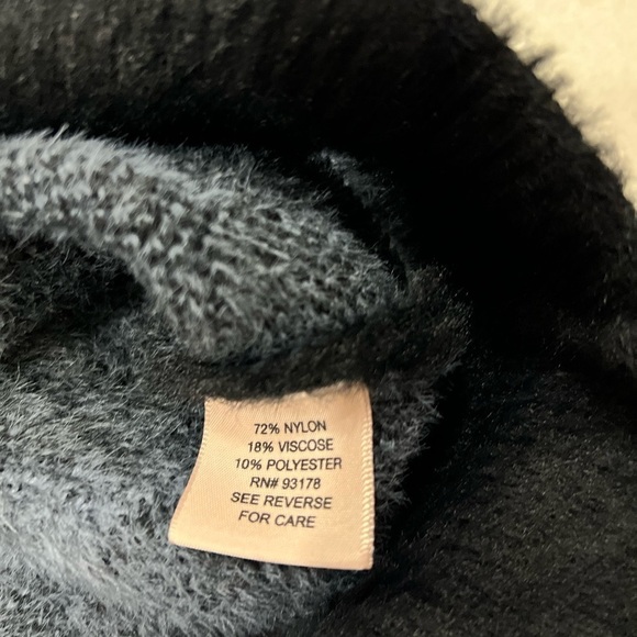 Philosophy Women Fuzzy Thick Knit Star Sweater Dolman Sleeve - Picture 7 of 7